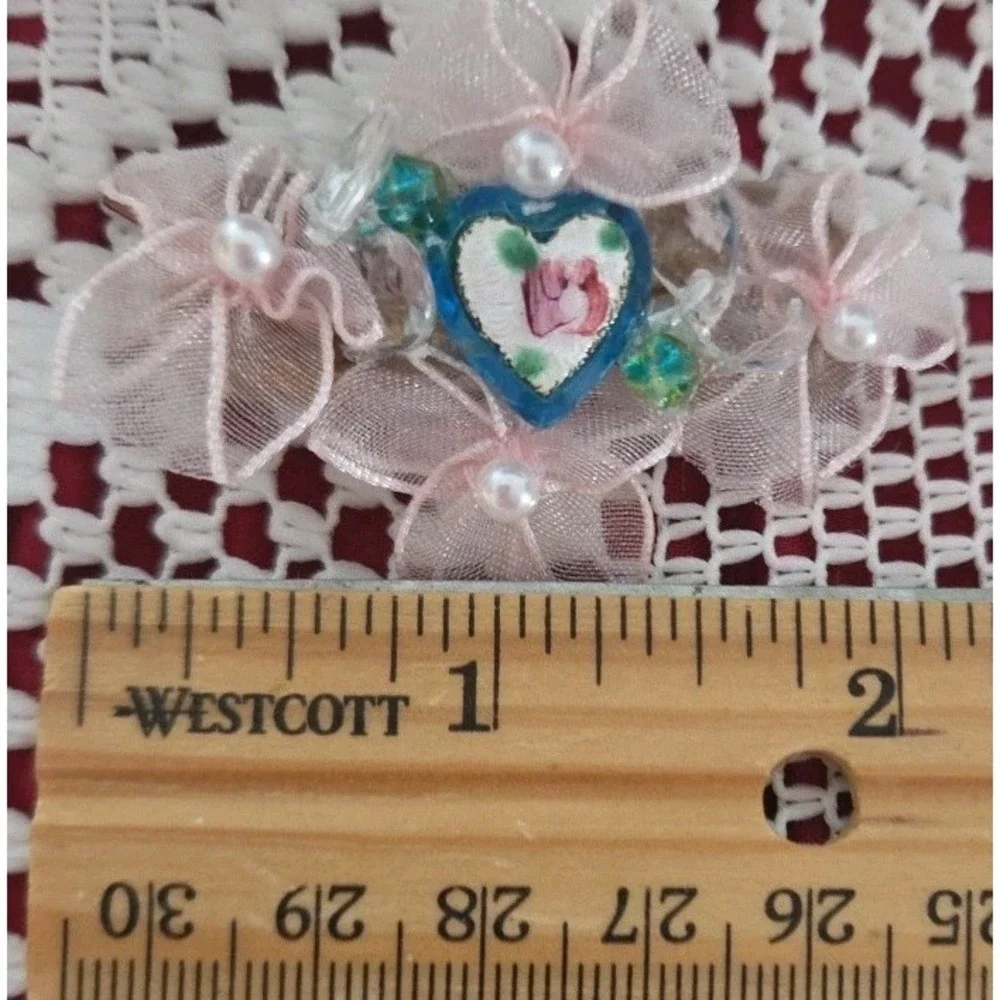 Vintage Guilloche Heart Hair Barrette Gold-toned Metal Pink Blue White Bows